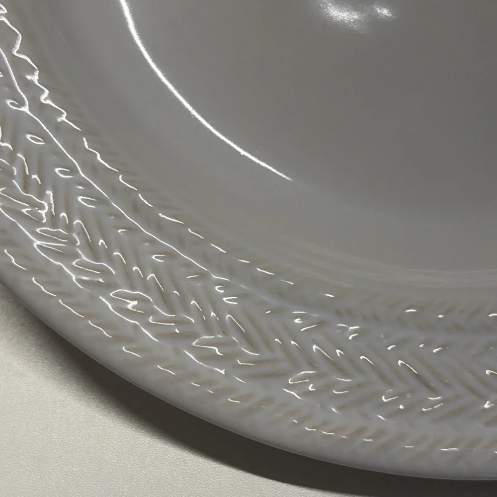 Juliska Le Panier dinner plate whitewash glaze French basket-weave rim 11 3/8